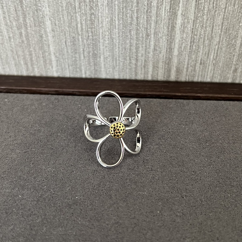 Sunbound Sterling Silver Petal Ring