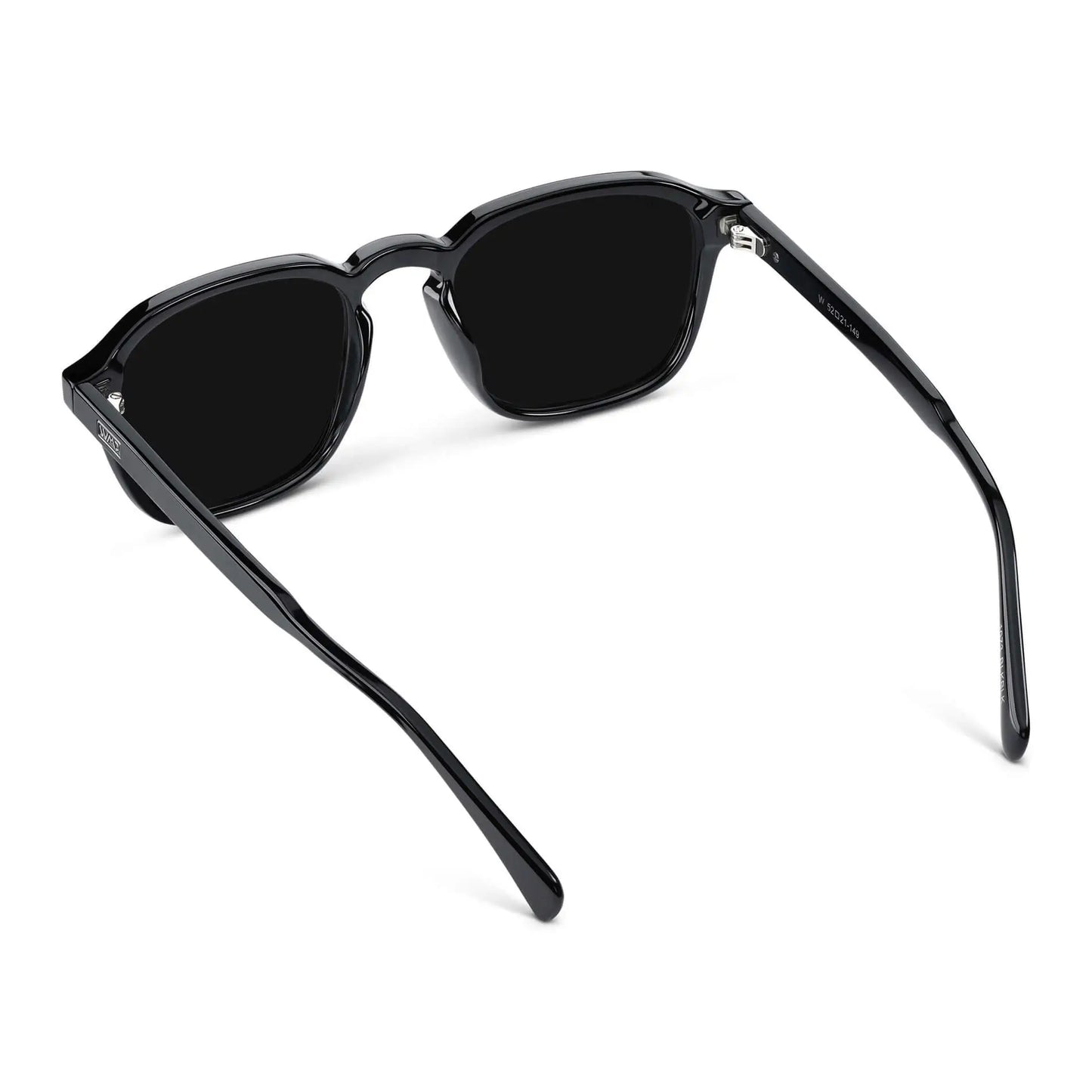 Francis | Polarized