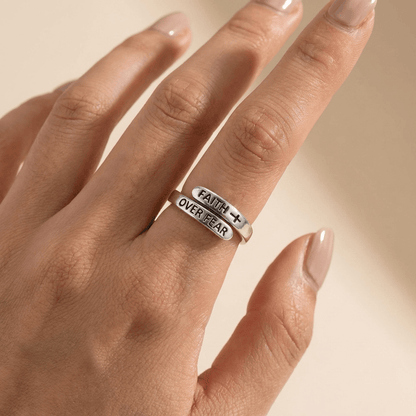 The Anchor Ring — "Faith Over Fear" Engraving (Adjustable)