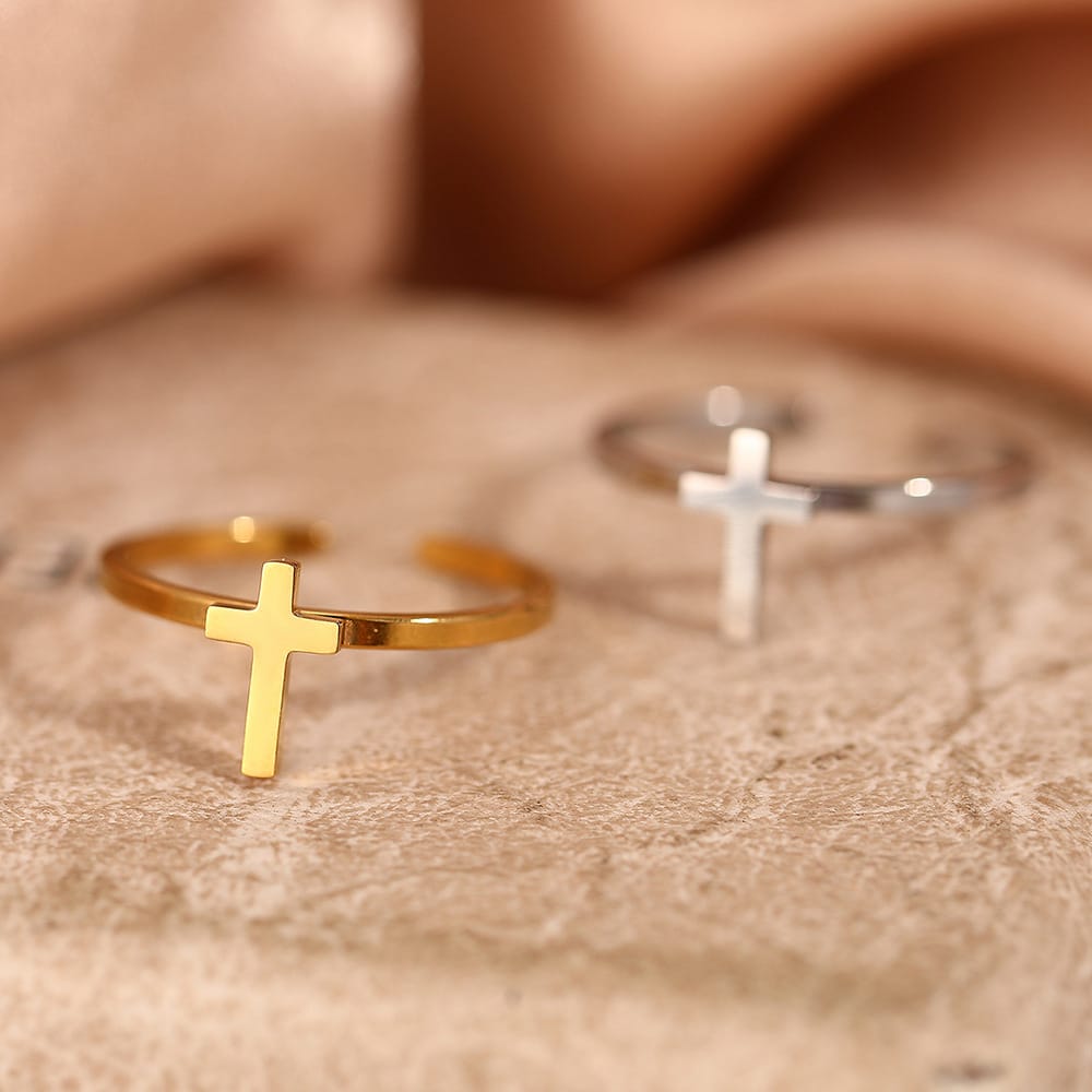 The Cornerstone Ring — Cross-Top Band (Adjustable)