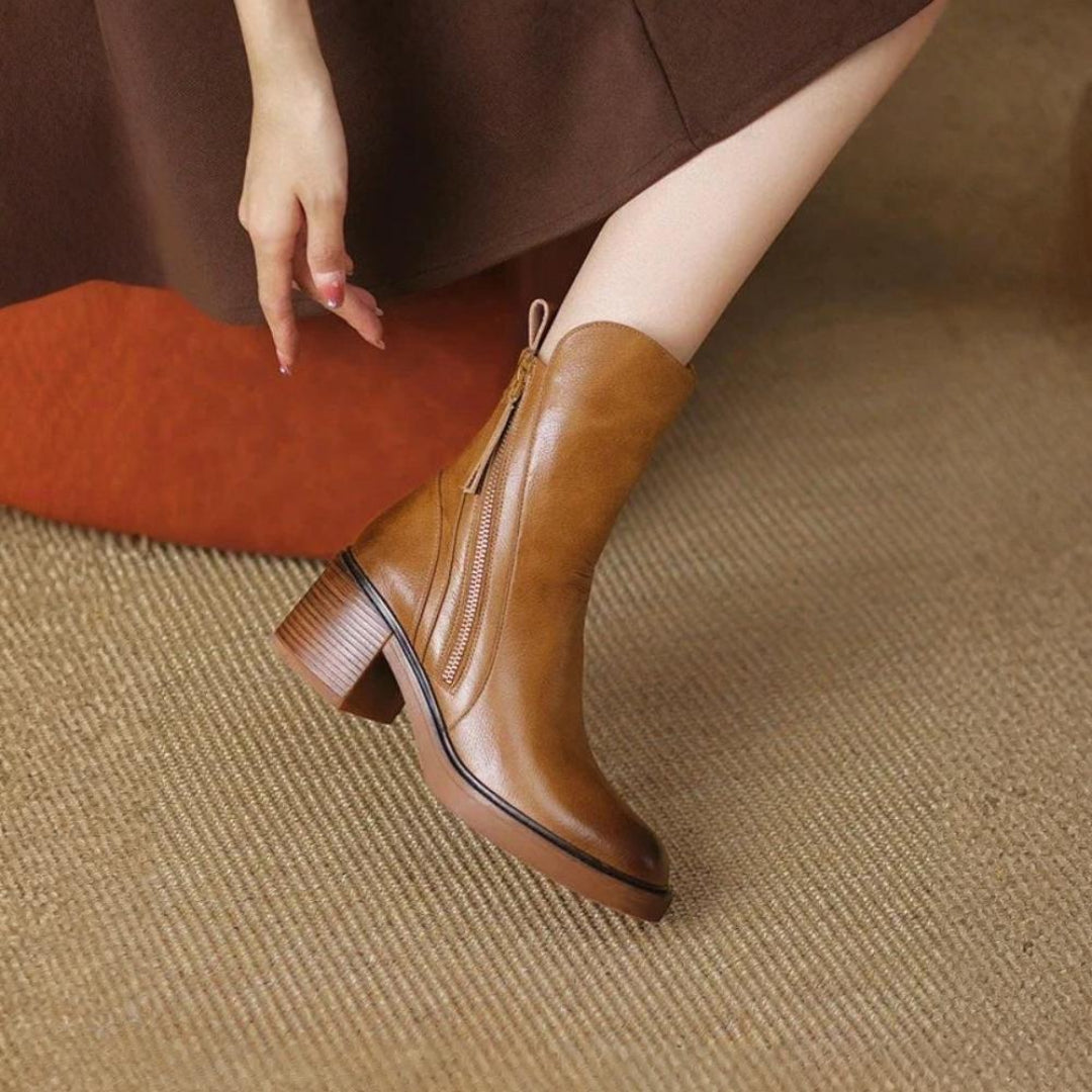 Martina | Classic Leather Chelsea Boot