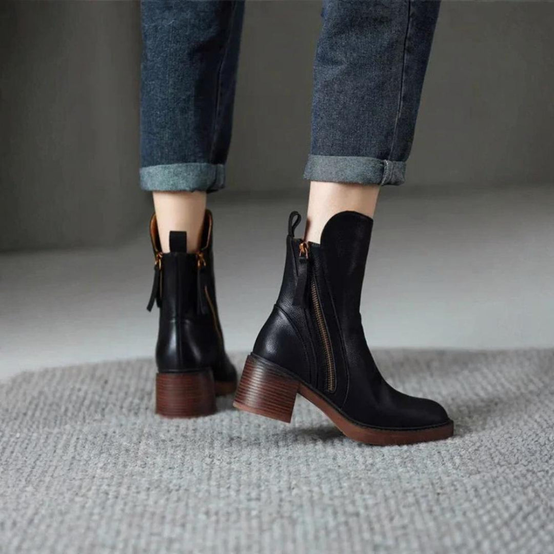 Martina | Classic Leather Chelsea Boot