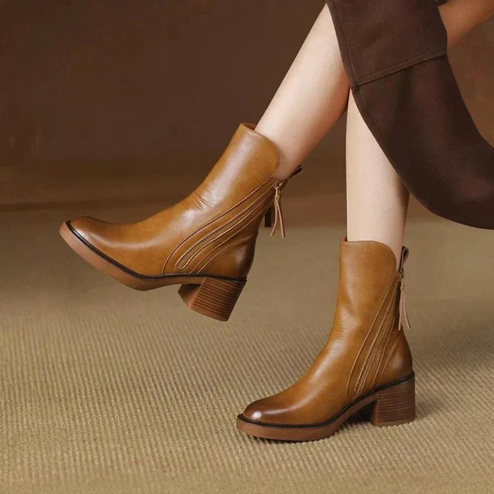 Martina | Classic Leather Chelsea Boot