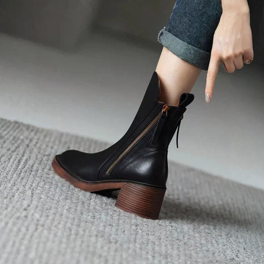 Martina | Classic Leather Chelsea Boot
