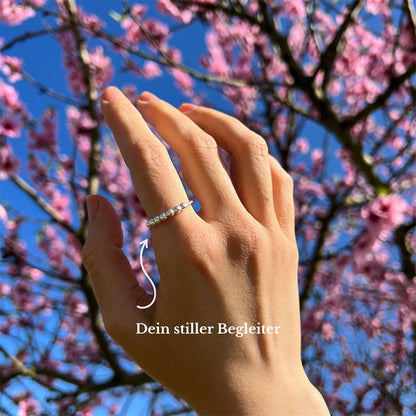 Calm – Ring with Rotating Beads
