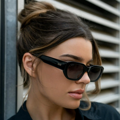 London | Polarized