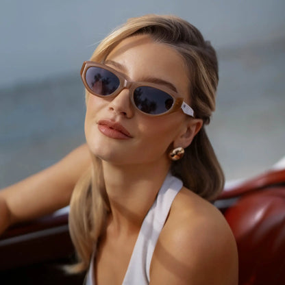 Loretta | Polarized