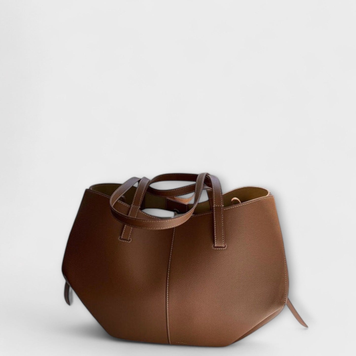 Elysia– Vintage Tote Bag