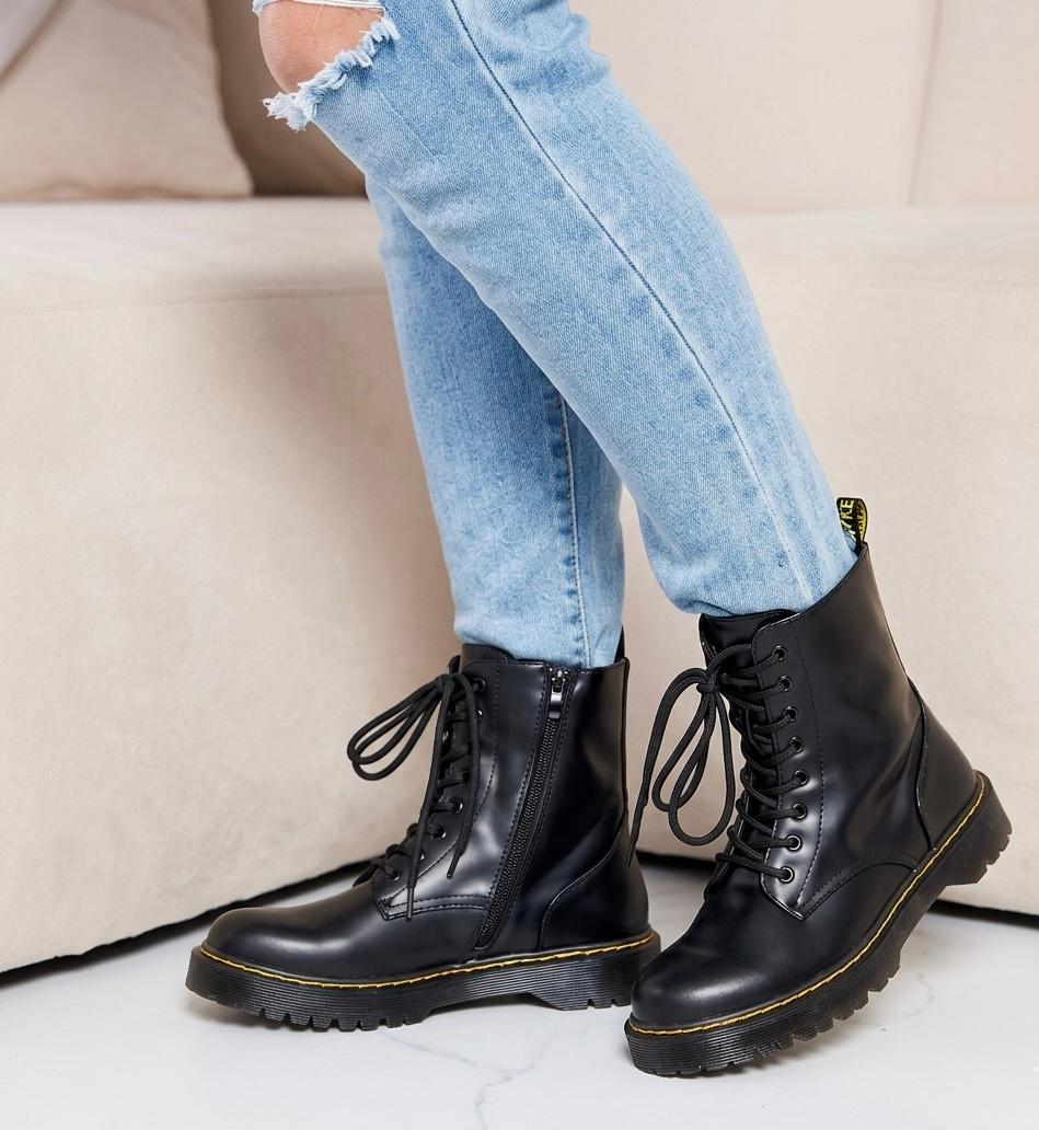 Rio  |  Mat Boots