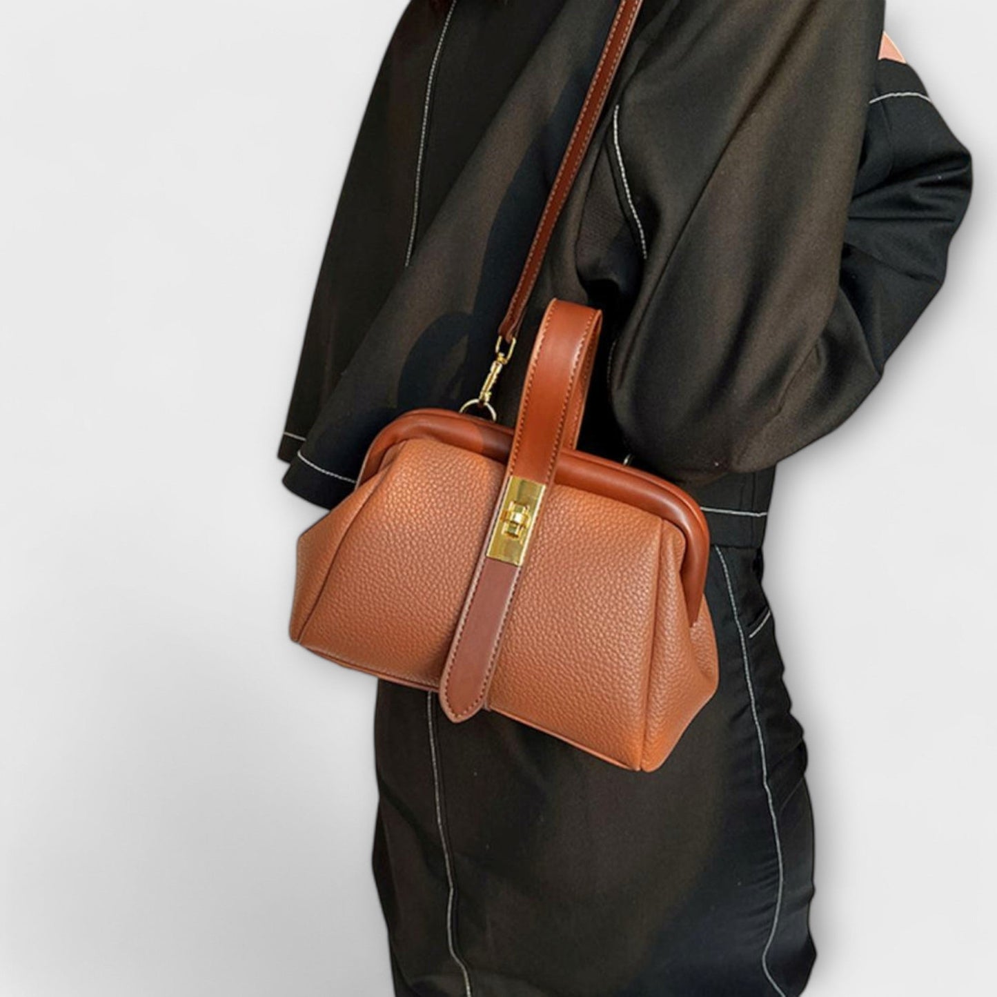 Valoria™ | Retro Leather Bag
