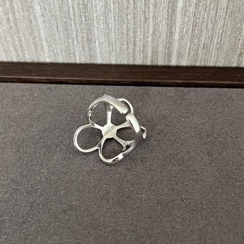 Sunbound Sterling Silver Petal Ring - Aurora Classics