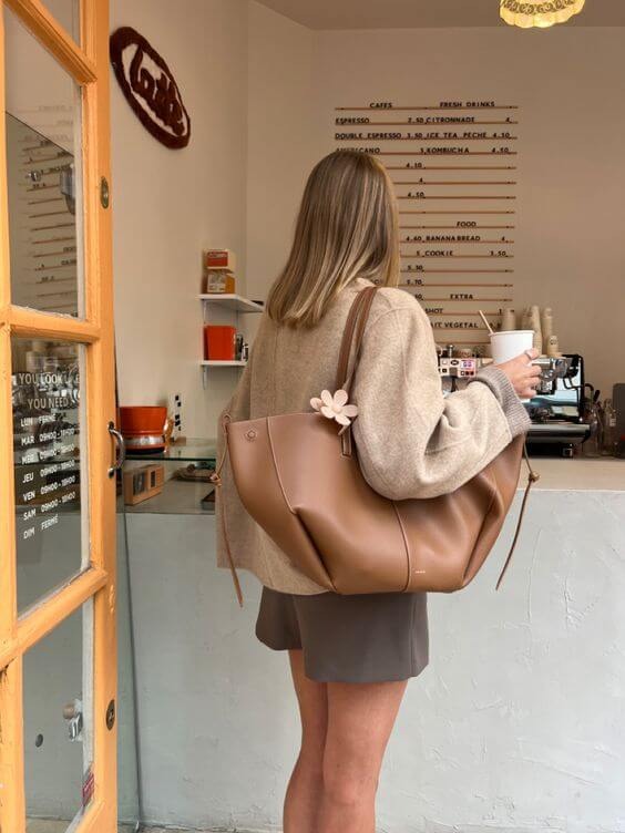 Layla™ – Vintage Tote Bag - Aurora Classics